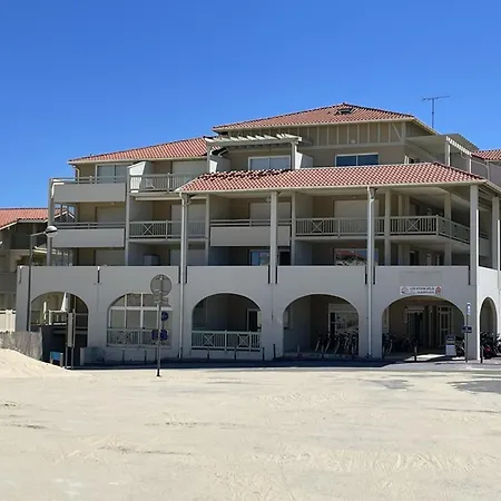 Apartment T2 Avec Terrasse Et Vue Ocean A Vieux-boucau - Fr-1-379-176